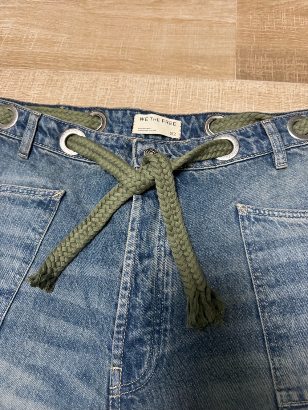 Free People We The Free Moxie Barrel Shorts Truest Blue $128 Size 32 NWOT - Picture 8 of 12